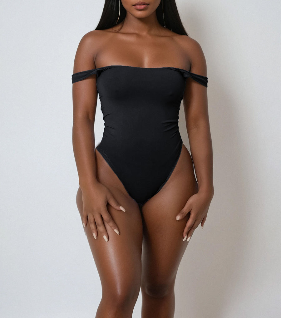 Smoothing Thong Bodysuit (black)