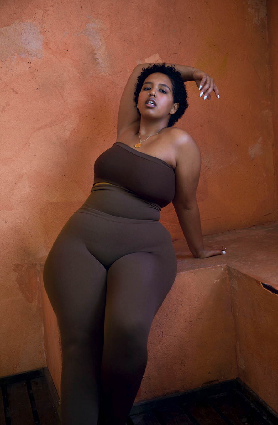 Plus size tummy clearance control leggings